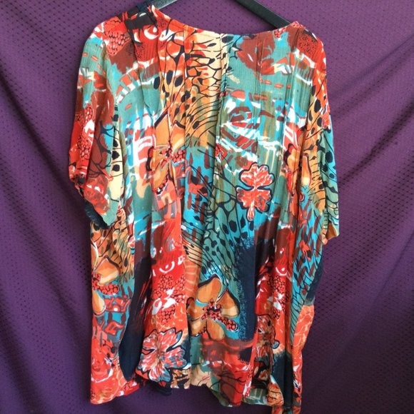 Roaman’s 16W Tropical Vacation Short Sleeve Button Up Top Tunic - Picture 6 of 11